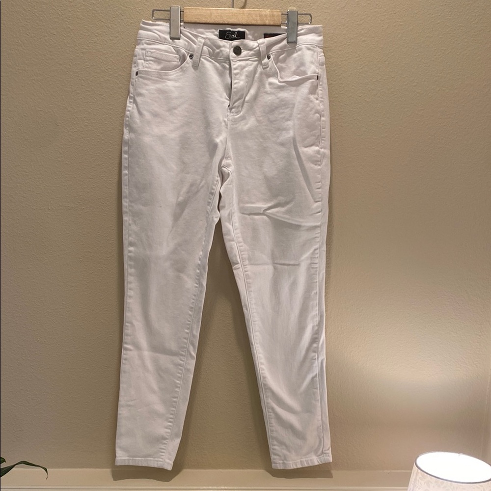 Earl Jeans White Straight Leg Jeans